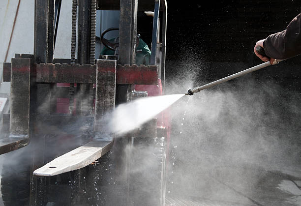 Best Parking Lot and Garage Cleaning  in Alvin, TX
